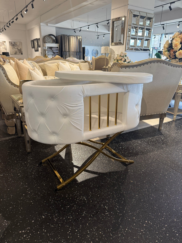 GateView Chesterfield Bassinet