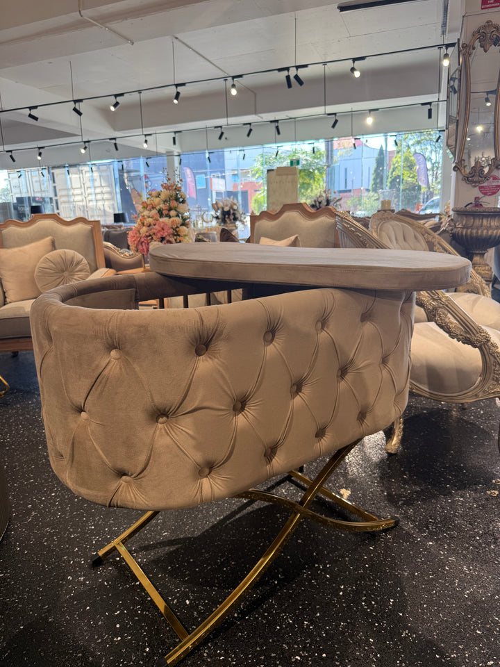GateView Chesterfield Bassinet
