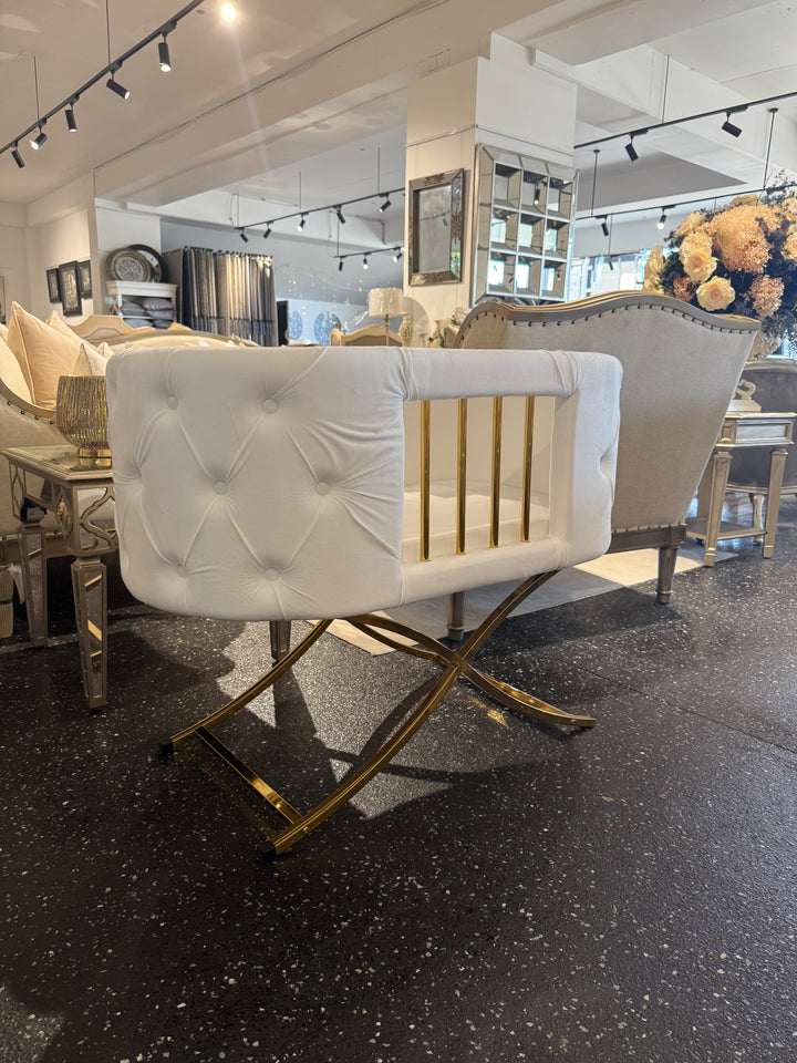 GateView Chesterfield Bassinet