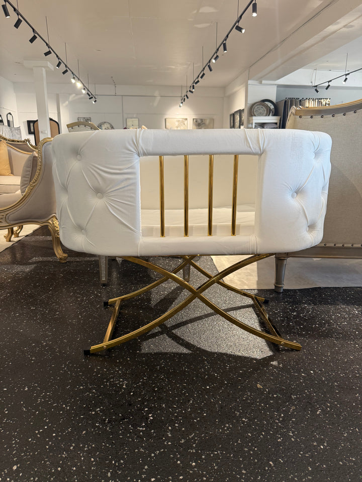 GateView Chesterfield Bassinet