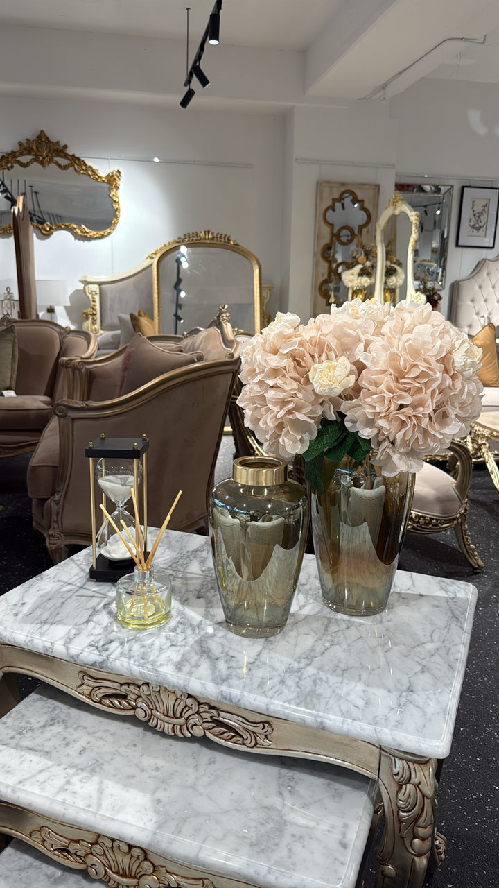 Black & Gold Hourglass Stand