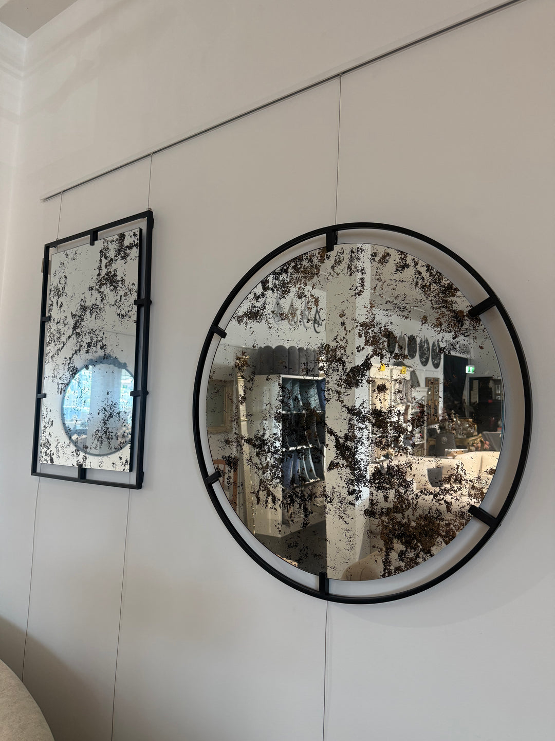 B & G Antique Mirror