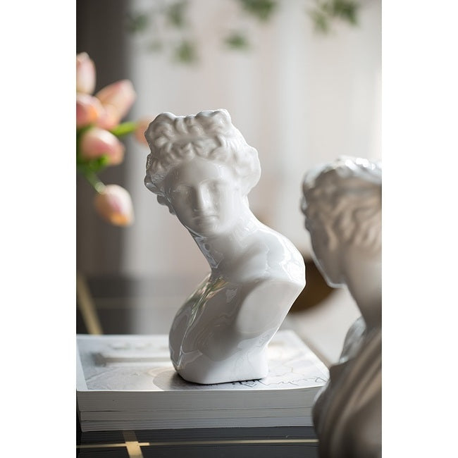 Troy Bust Statue 24cm. Classically elegant roman. A white ceramic bust. 18x14x24cmh Made of Ceramic