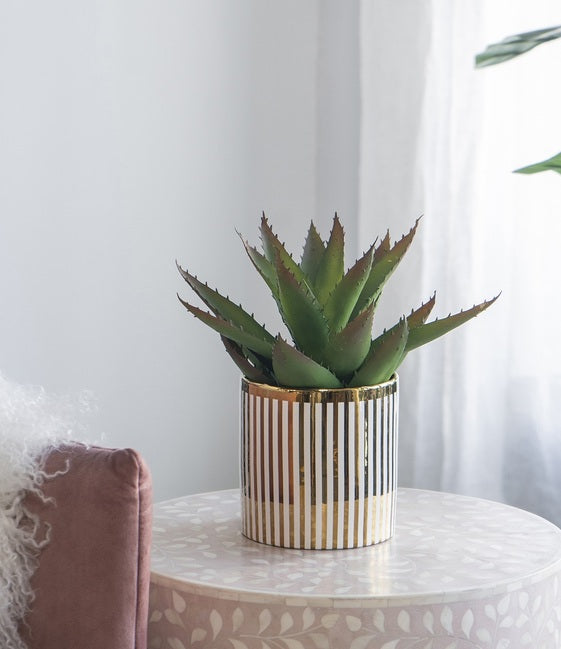 Navya Golden Herringbone Planter